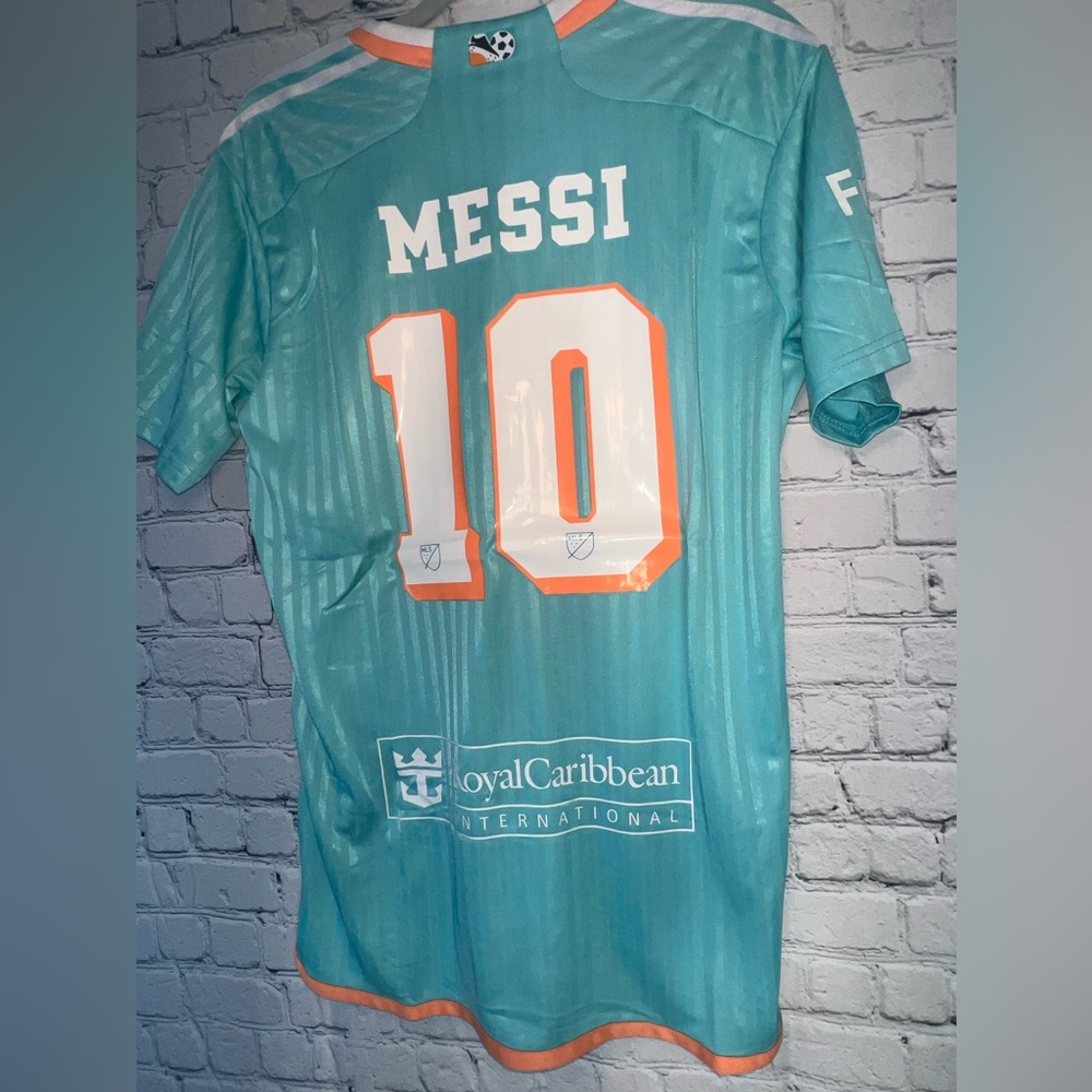 Messi Adidas Inter Miami 24/25 Third Soccer Jersey ⚽️🔥 - Picture 2 of 4